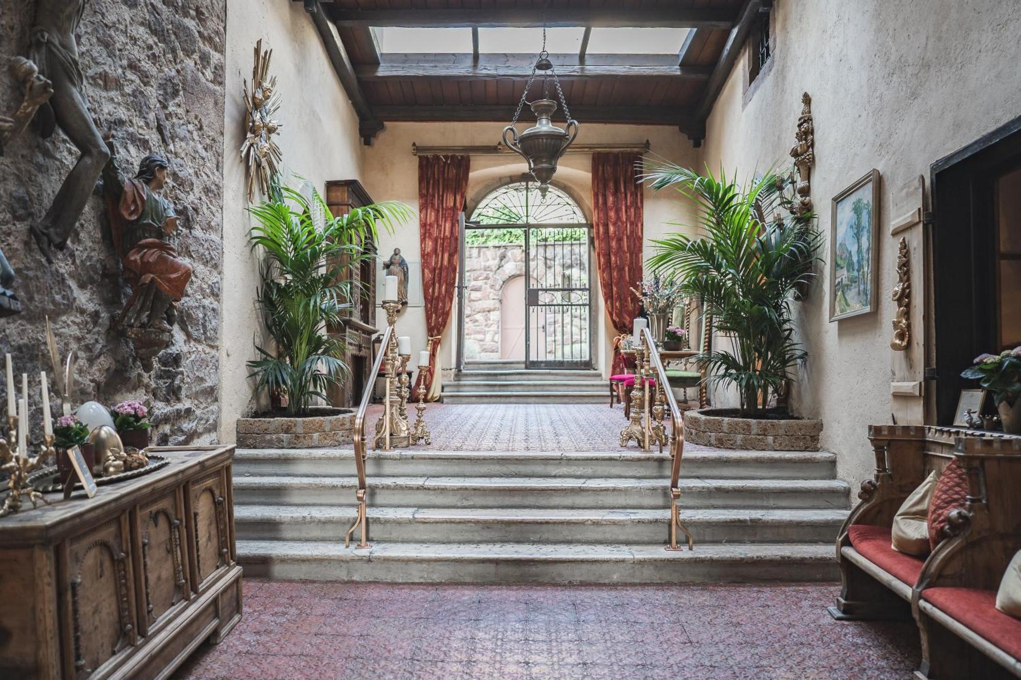 Schloss Hotel Korb 阿皮亚诺苏拉斯特拉达 外观 照片